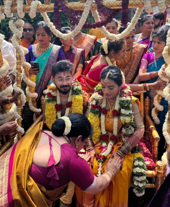 The bride and the groom Vasuki Vaibhav and Brunda