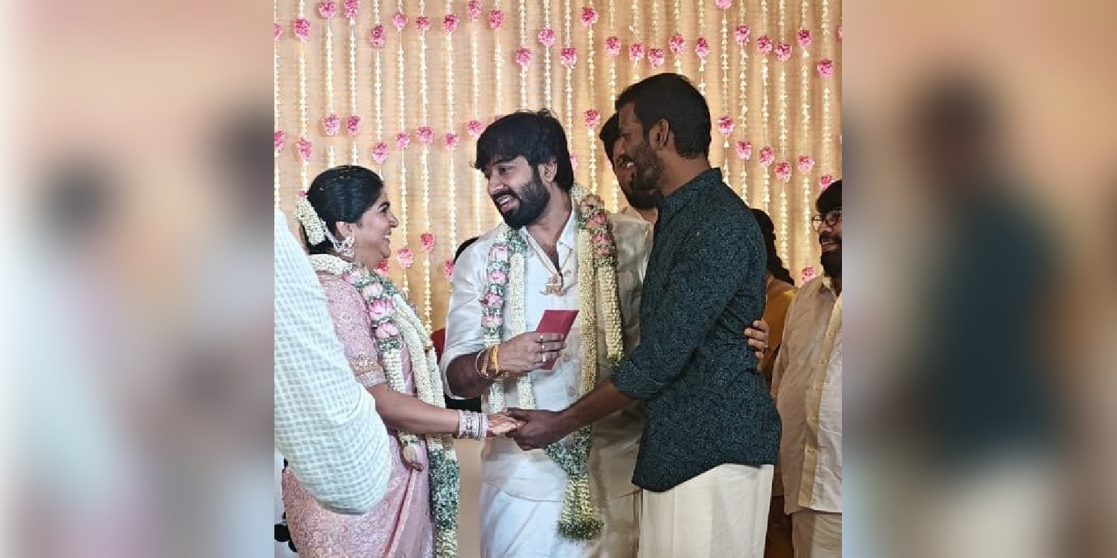 Adhik Ravichandran Aiswarya Prabhu Ganeshan wedding