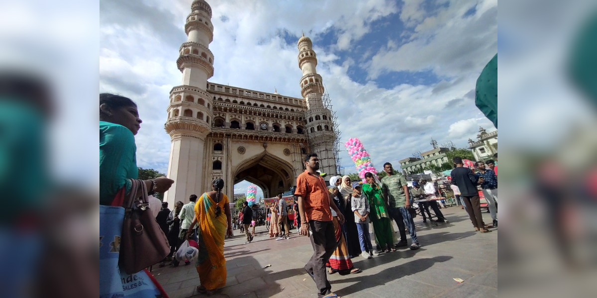 Eid-ul-Adha 2023 at Charminar. (Ajay Tomar/South First)