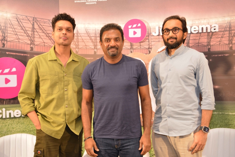 Muthiah Muralidaran with Madhur Mittal and MS Sripathy