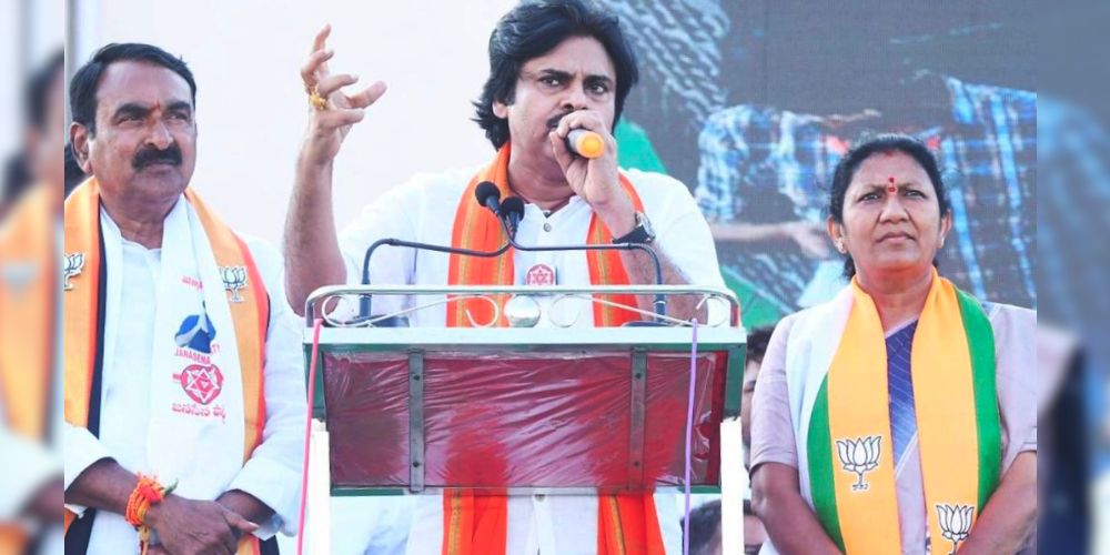 Jana Sena Chief Pawan Kalyan campaigning for the BJP in Telangana elections. (Supplied)