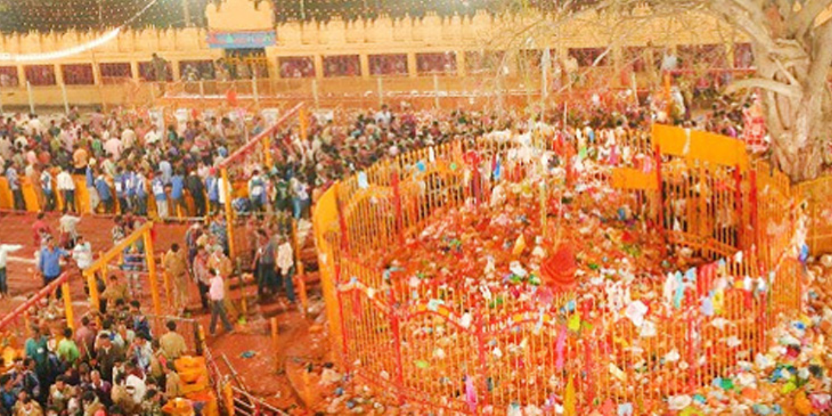Sammakka saralamma temple in Medaram, Mulugu. (Telangana Tourism)