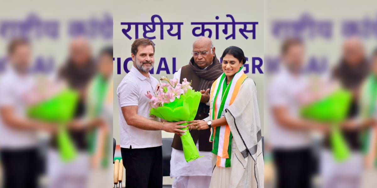YS Sharmila joined the Congress in the presence of AICC chief Mallikarjun Kharge and former president Rahul Gandhi. (Supplied)