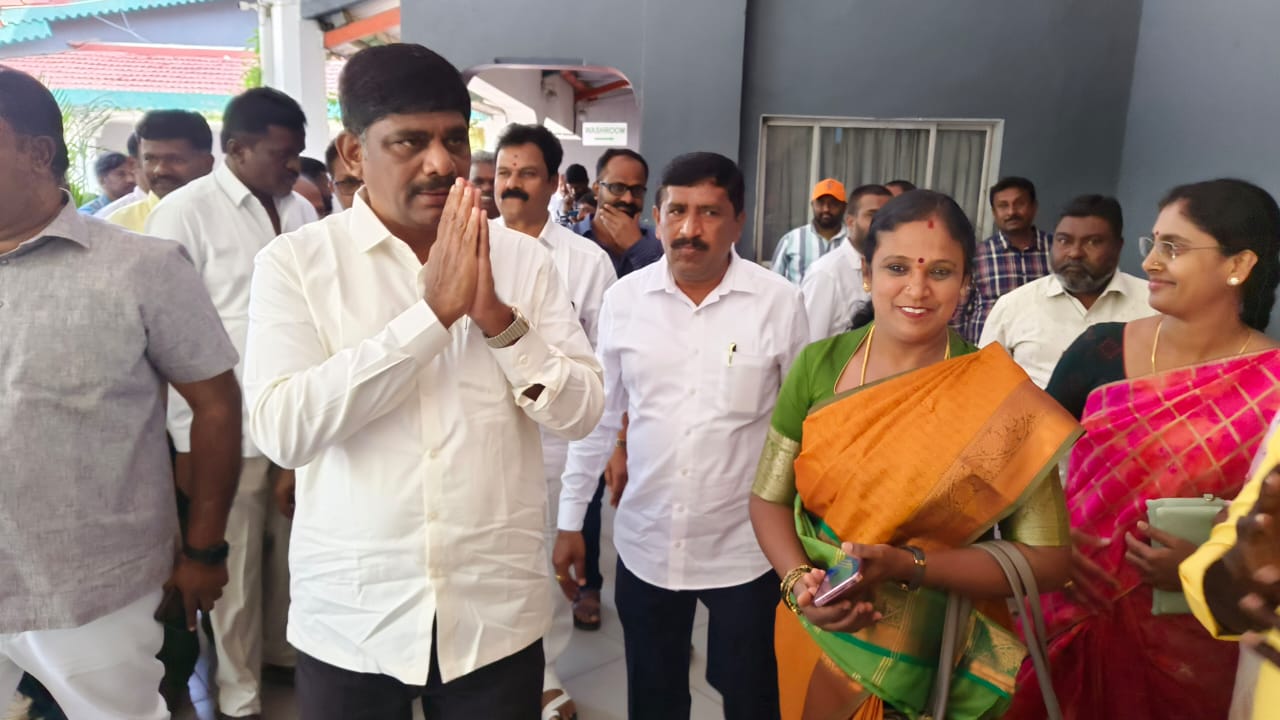 Former MP DK Suresh appears before ED in money laundering case linked to Aishwarya Gowda