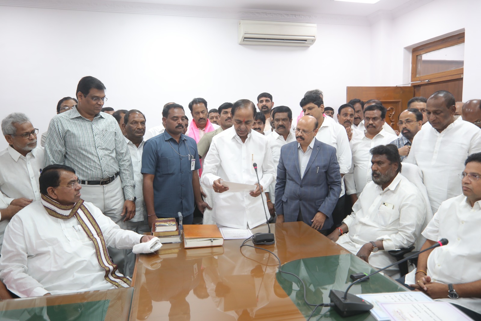 Former chief minister and BRS supremo K Chandrashekar Rao took oath as MLA on Thursday, 1 February. (X)