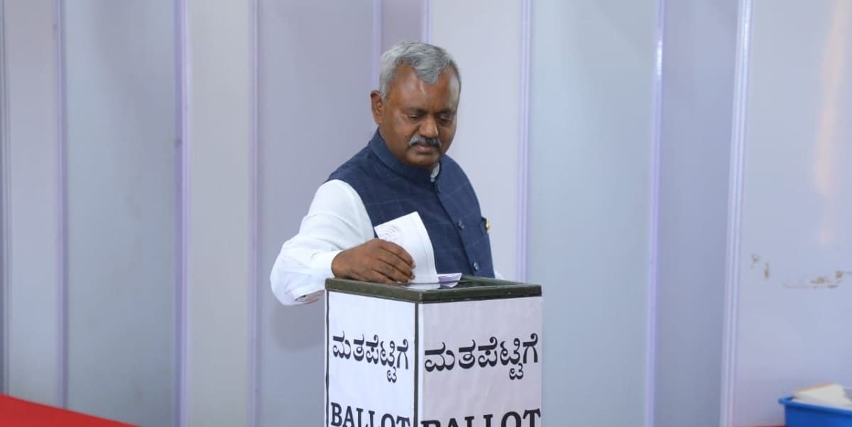 MLA ST Somashekar
