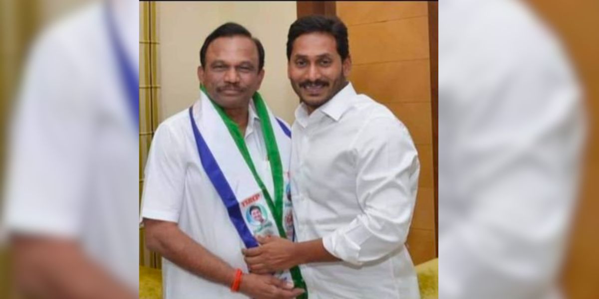 Magunta Srinivas Reddy and YS Jagan.(Supplied)