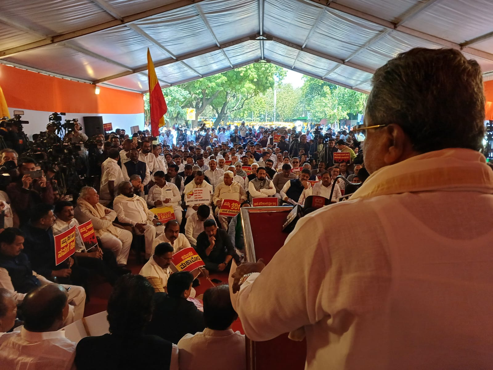 Karnataka government's protest against Union government at Jantar Mantar, Delhi. (Supplied)