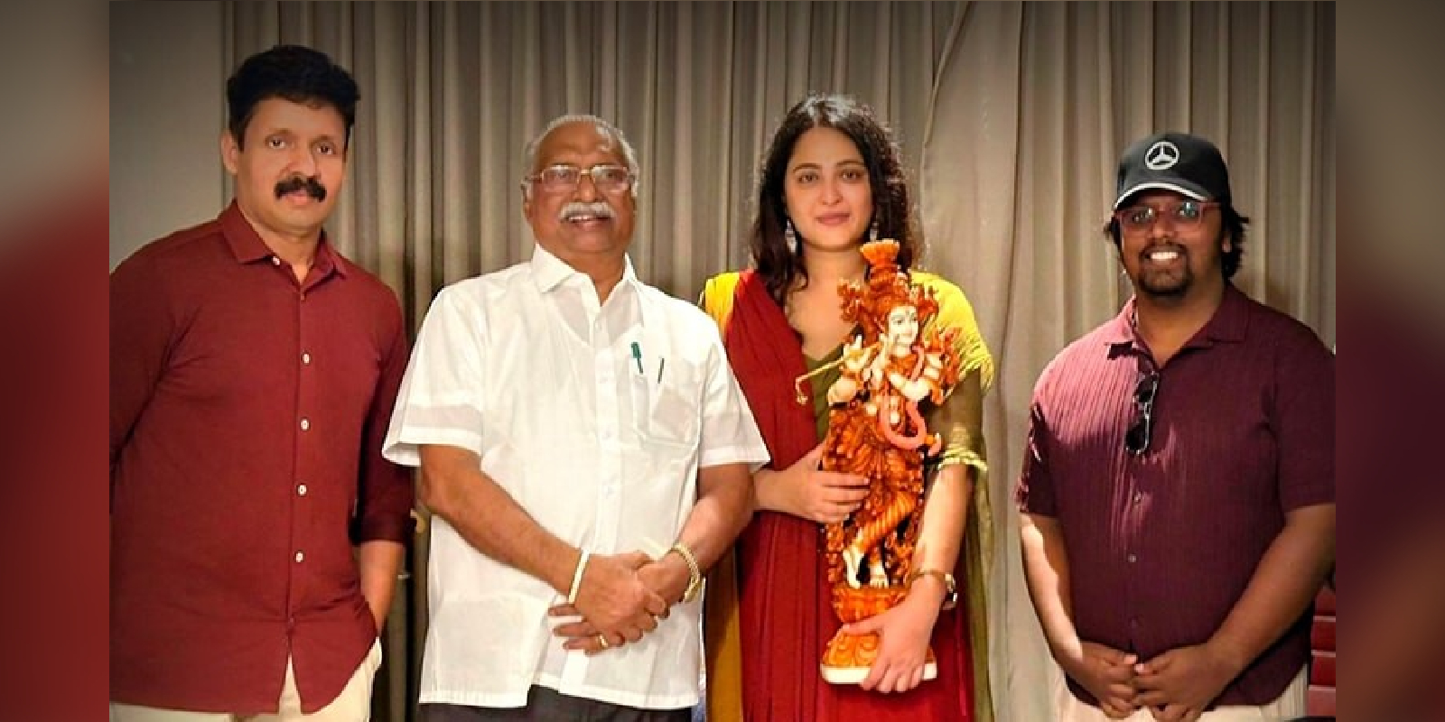 Anushka Shetty joins the sets of ‘Kathanar-The Wild Sorcerer’