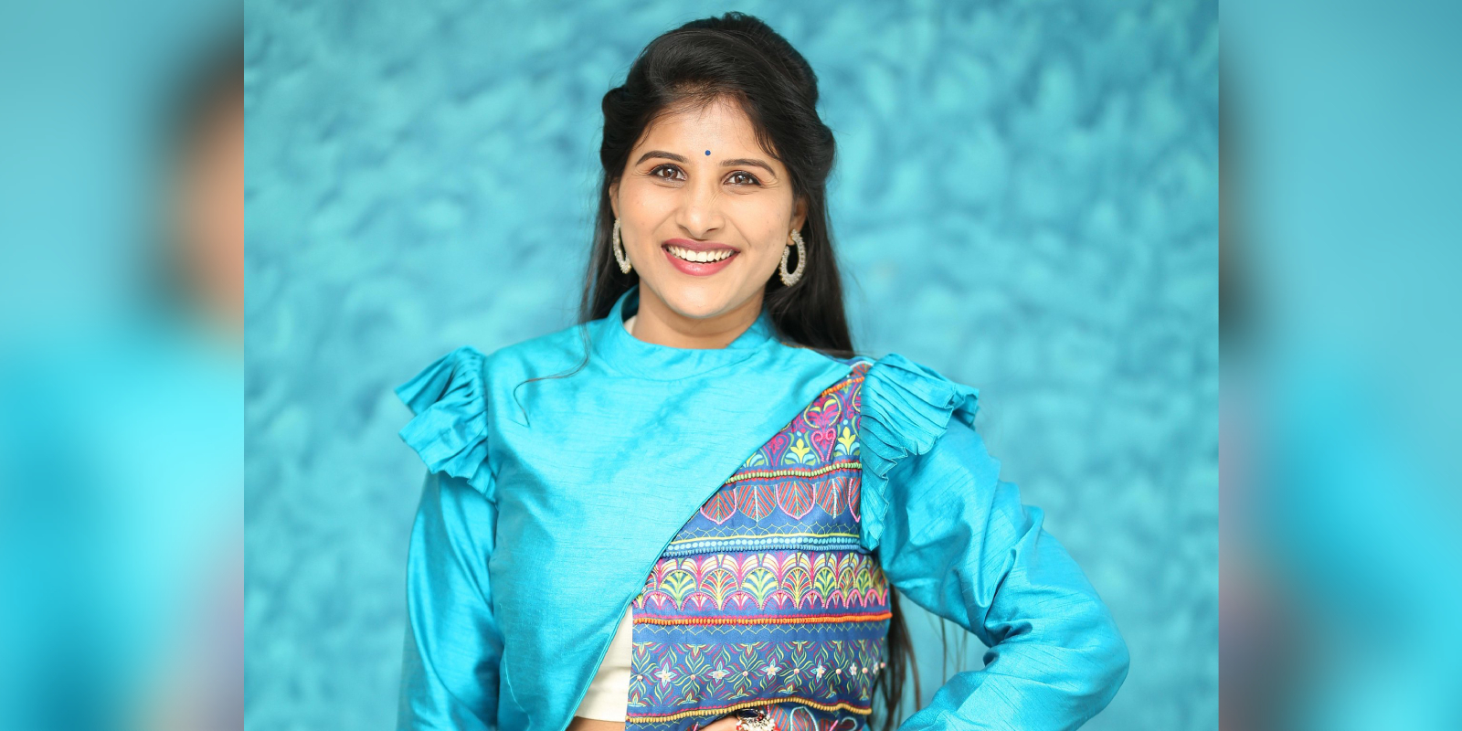 Mangli escapes unhurt in car accident