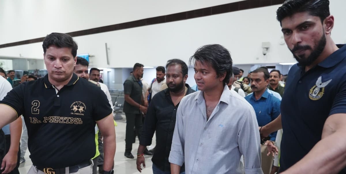 Vijay reaches Thiruvananthapuram for GOAT shoot