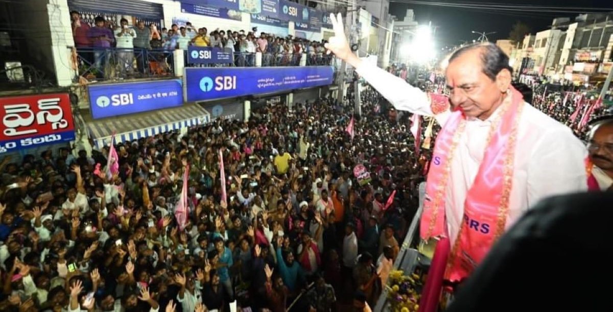 KCR during the bus yatra