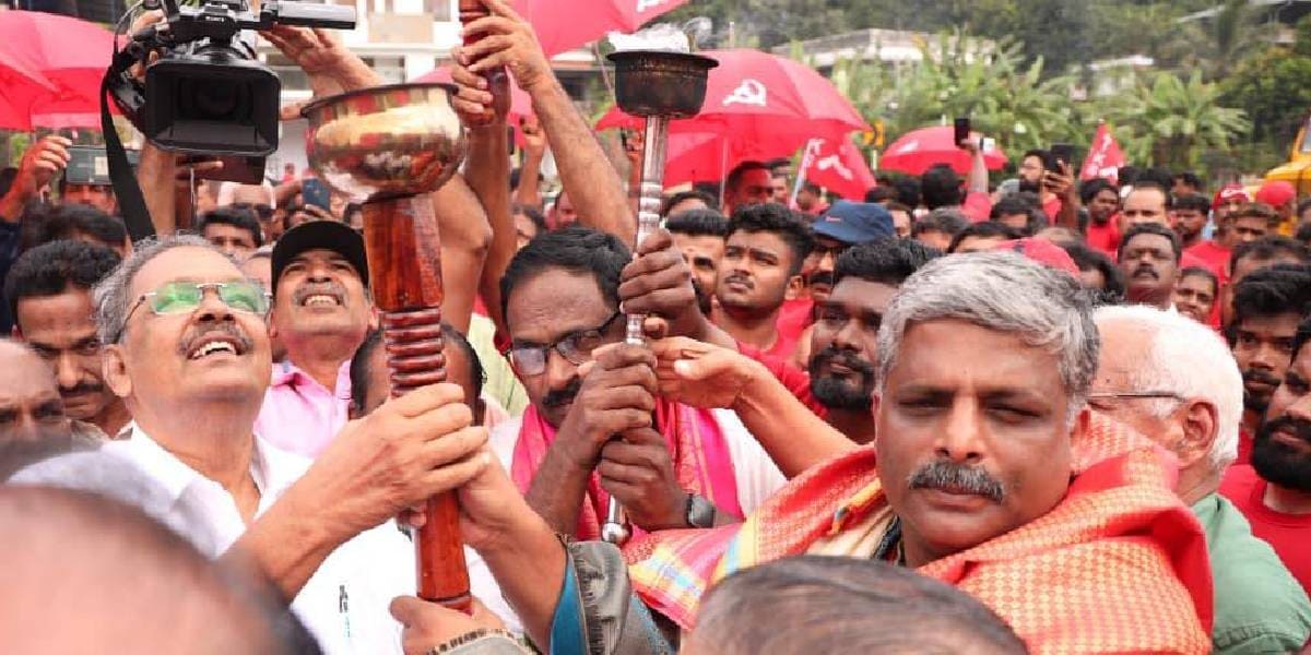 CPI(M) Thrissur district committee secretary MM Varghese (in white, left) said would consult the party before responding to the ED summons. (Facebook)