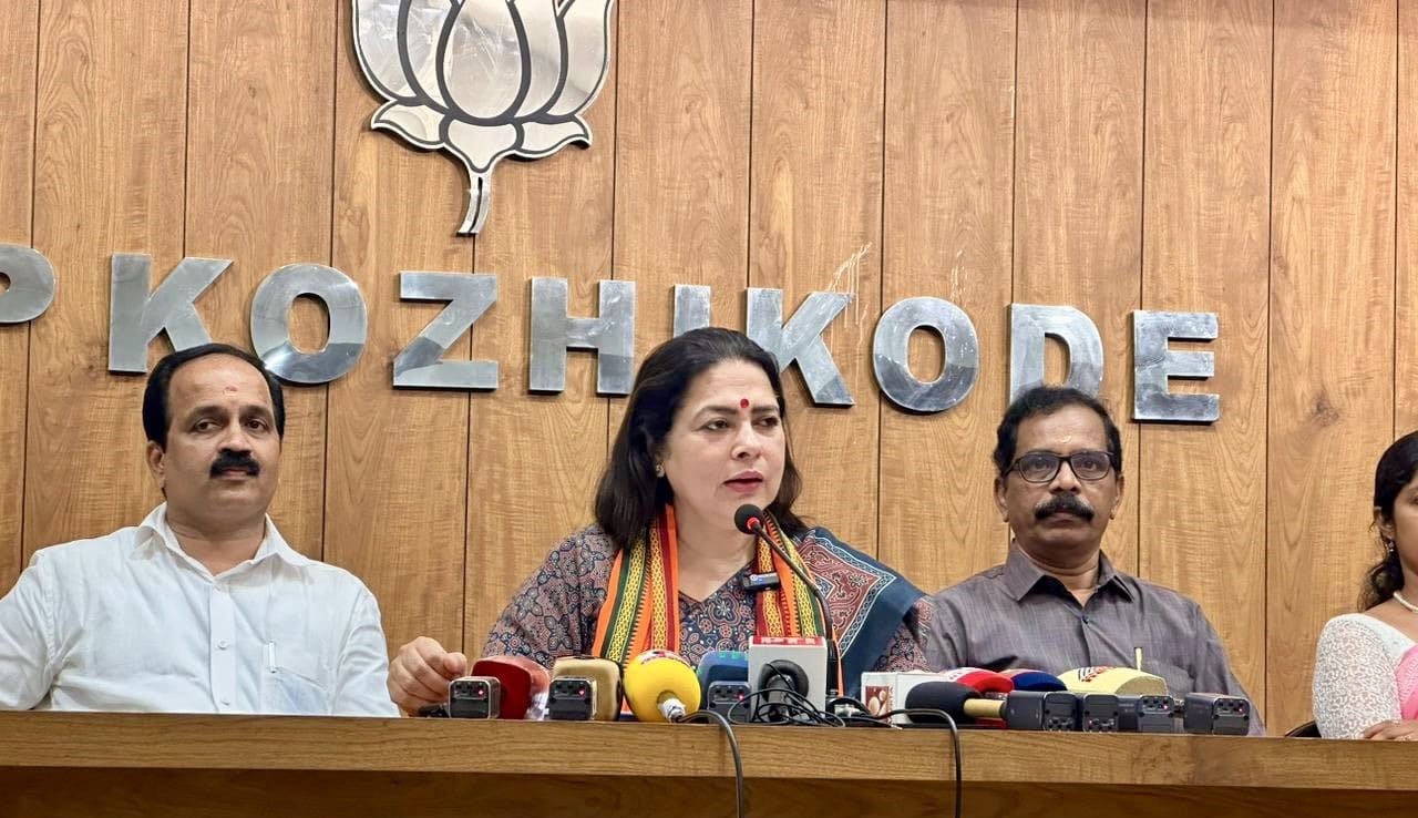 Union Minister of State for External Affairs & Culture Meenakshi Lekhi addressing the media in Kozhikode on Thursday, 11 April. (X)