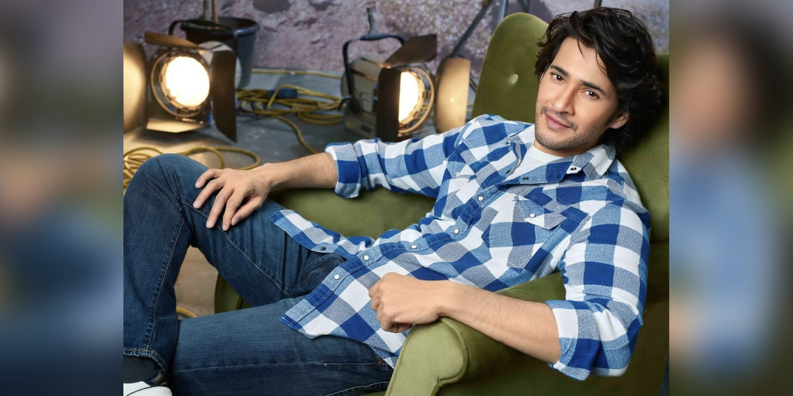 Superstar Mahesh Babu looks dapper in these pics