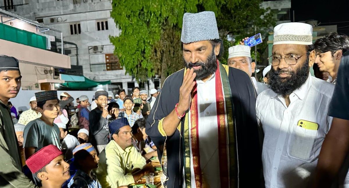 Uttam Kumar Reddy at the Iftar party