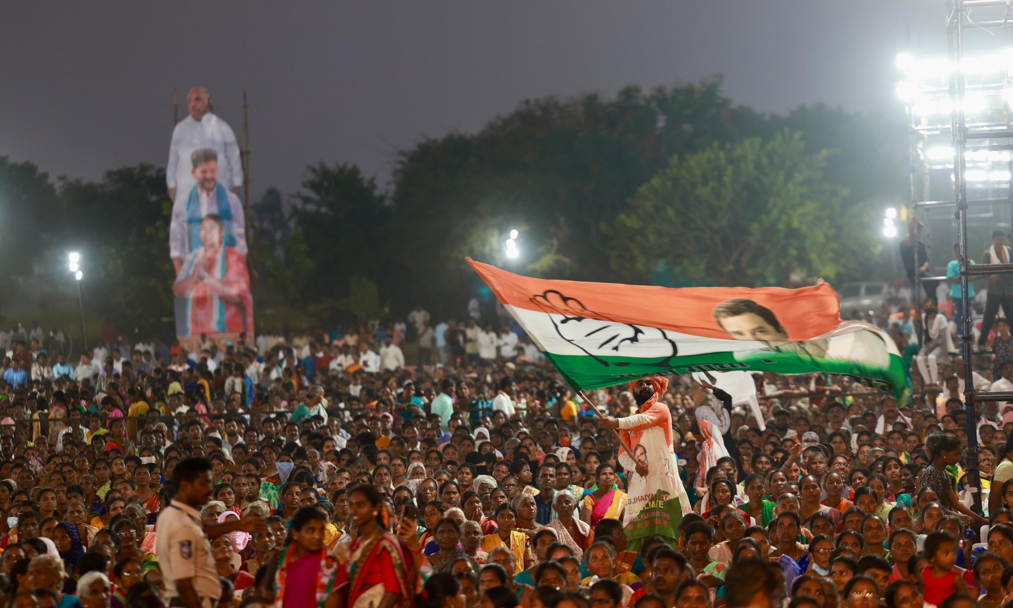 Congress office bearers and workers resign in Dakshina Kannada