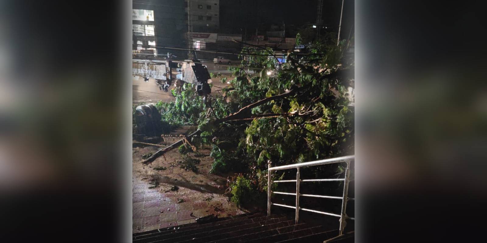 Heavy rains lash Hyderabad