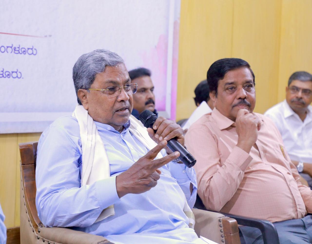 Karnataka CM Siddaramaiah Deputy CM DK Shivakumar Guarantees PM Narendra Modi BJP Muslims Hindus