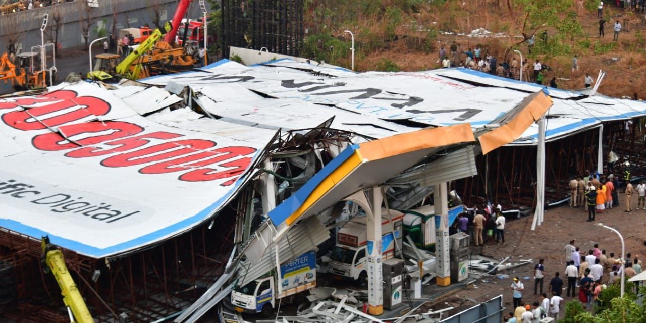 The image of the fallen hoarding. (X)