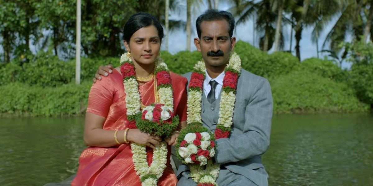 A still from the film Ullozhukku