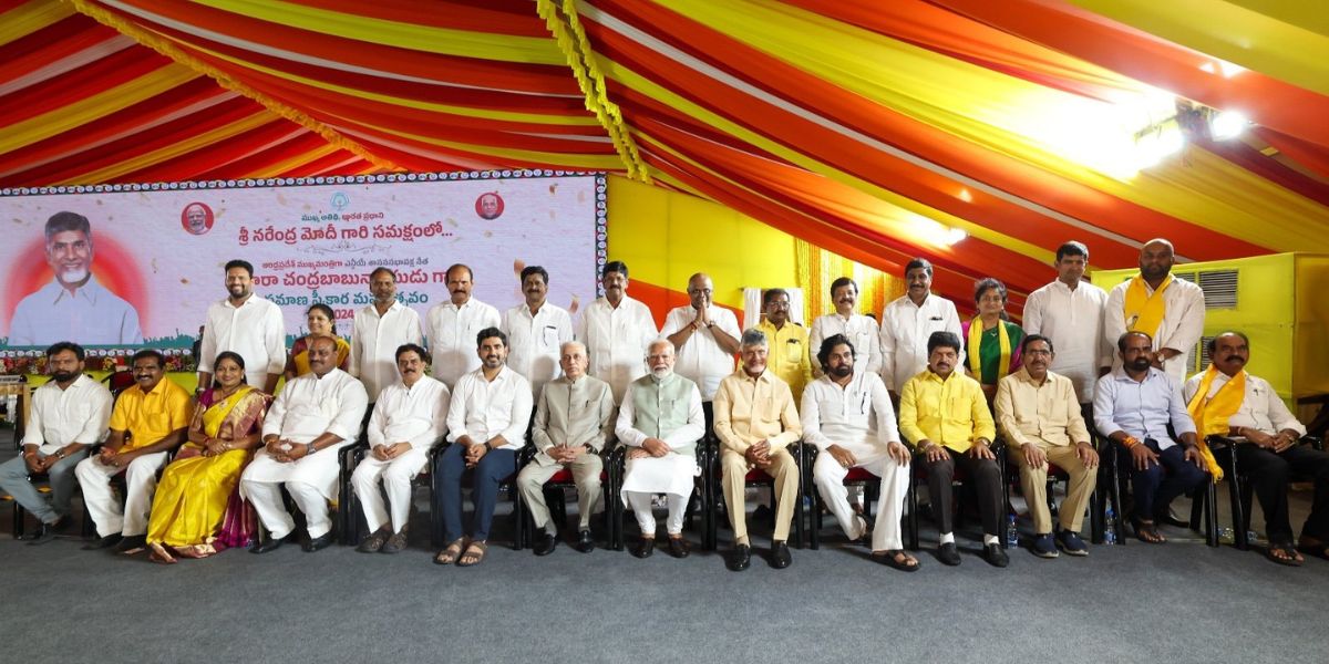 Andhra Pradesh Ministers with PM Narendra Modi, CM Chandrababu Naidu, Deputy CM Pawan Kalyan and Governor Abdul Nazeer. (X)