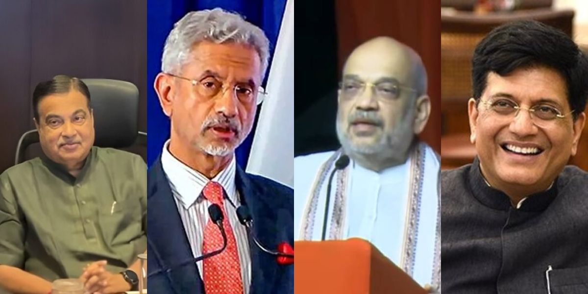 30 Cabinet Ministers take oath with PM Modi