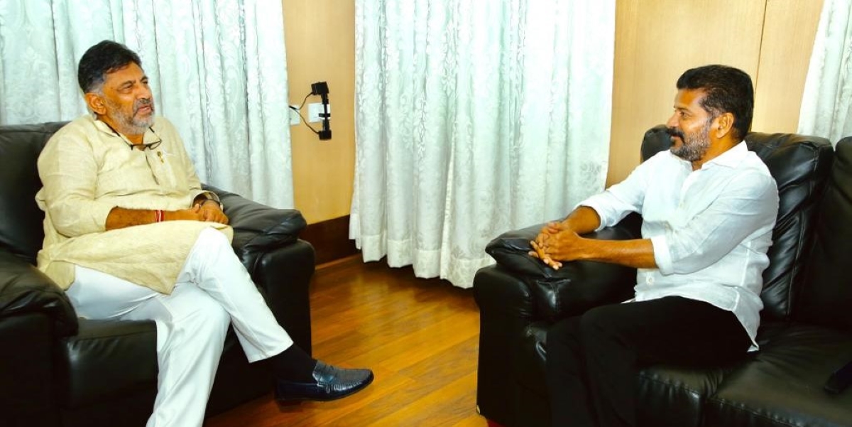DK Shivakumar and Revanth Reddy. (X)