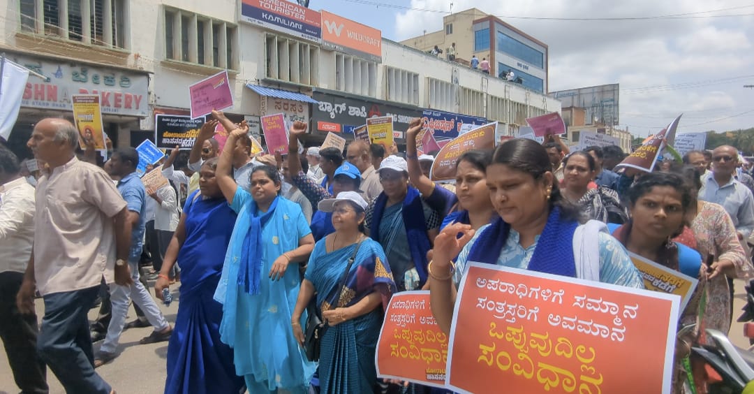 Hassan Women Sexual Violence Accused Prajwal Revanna Jayalakshmi