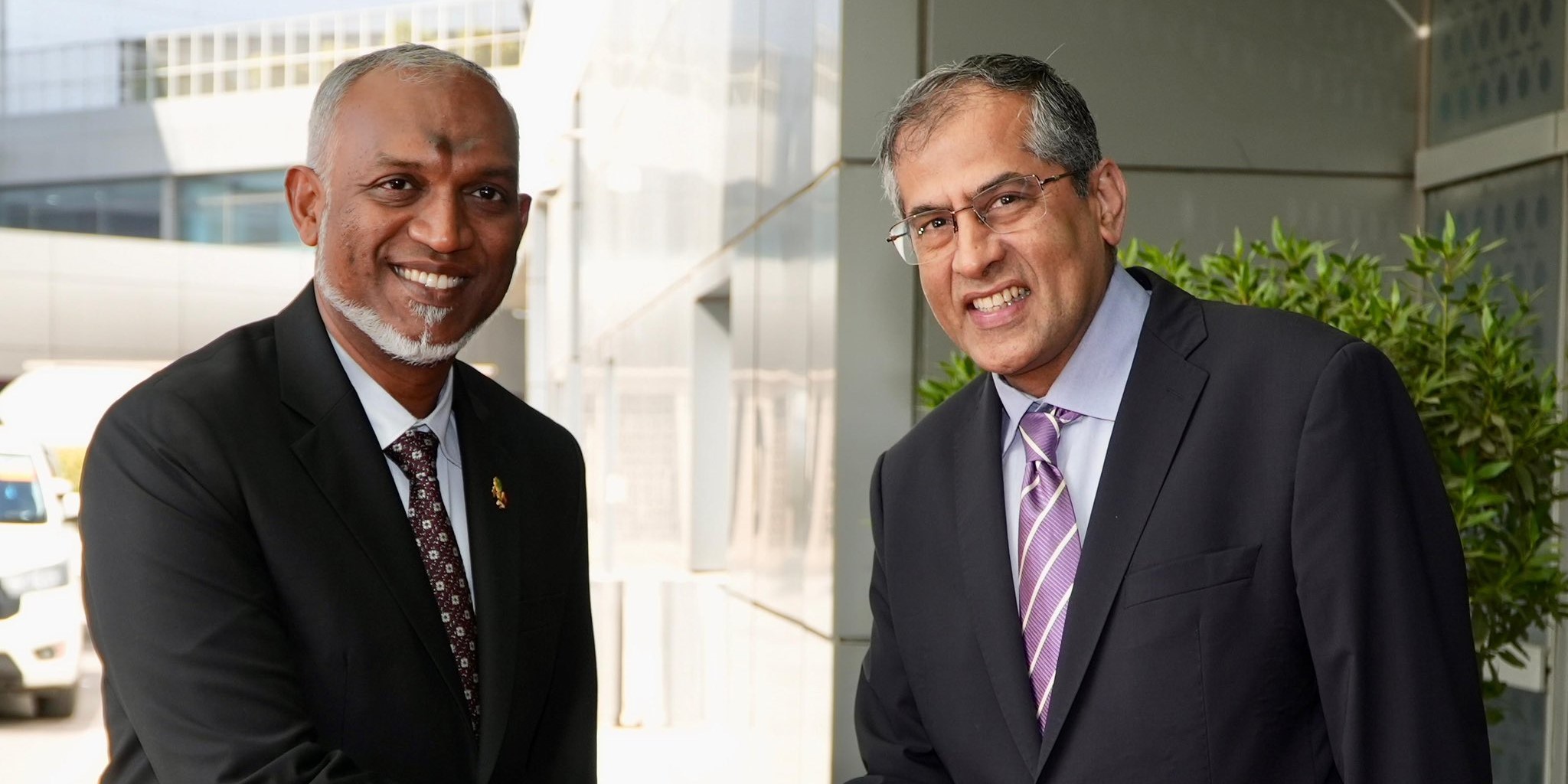 Ministry of External Affairs Secretary (West) Pavan Kapoor welcoming Maldives President Mohamed Muizzu. (X)