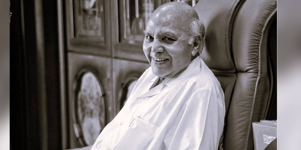 Ramoji Rao's last rites held in Hyderabad with state honours. (Supplied)