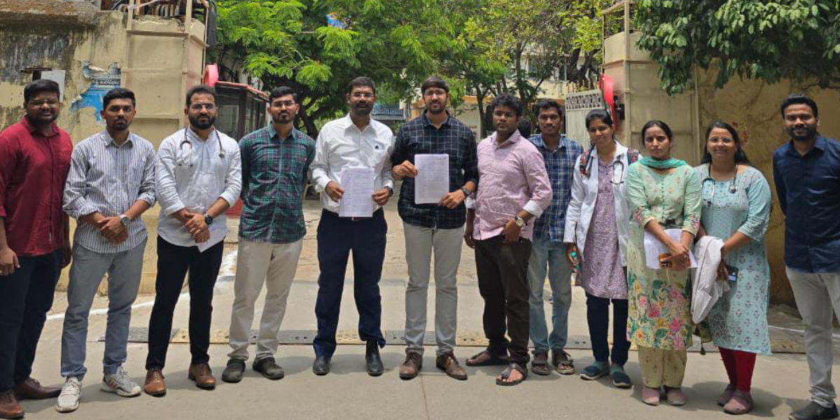 Telangana Junior doctors to continue protest