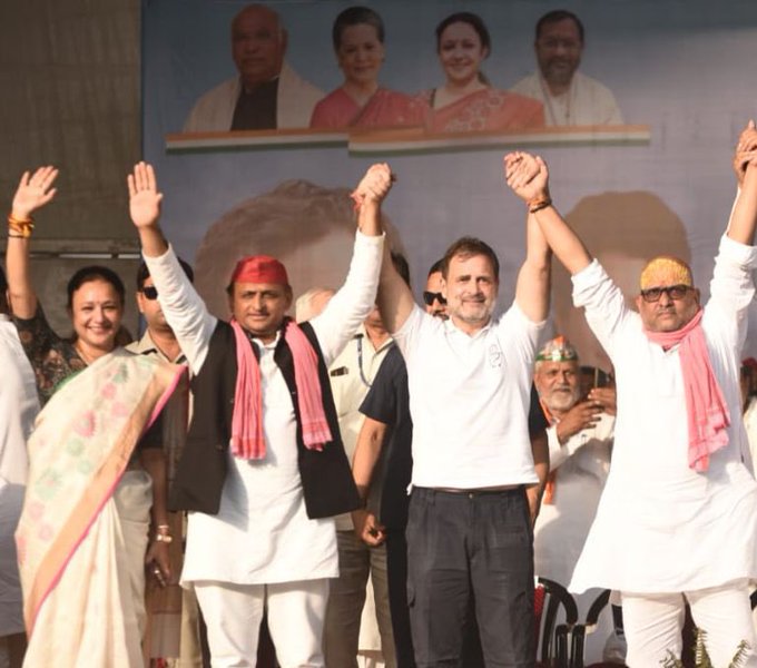 Rahul Gandhi and Akhilesh Yadav (X)