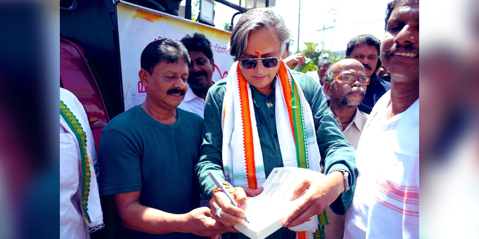 Shashi Tharoor