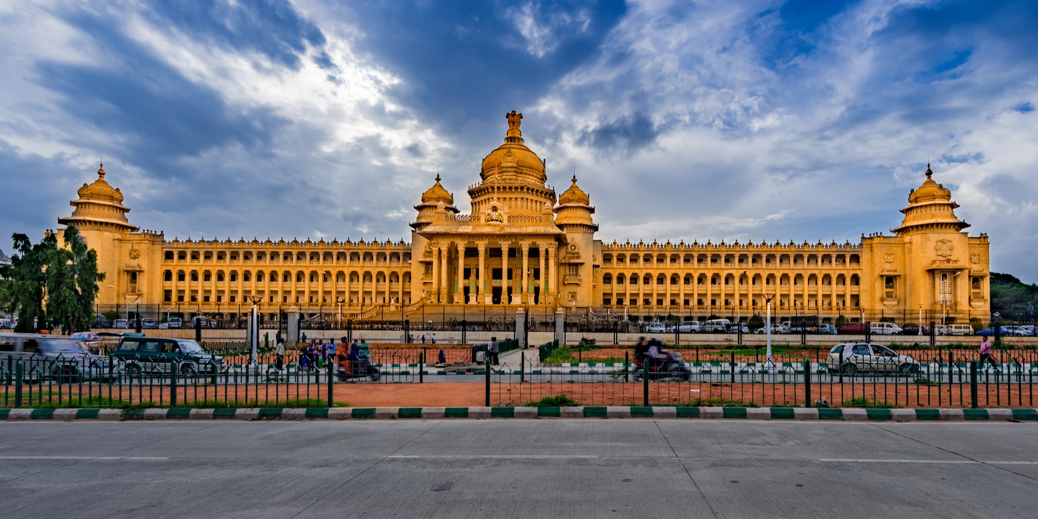 Karnataka CM puts bill to provide reservation for Kannadigas on hold