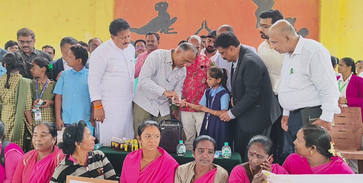 K’taka minister directs officials to monitor dengue-infected persons