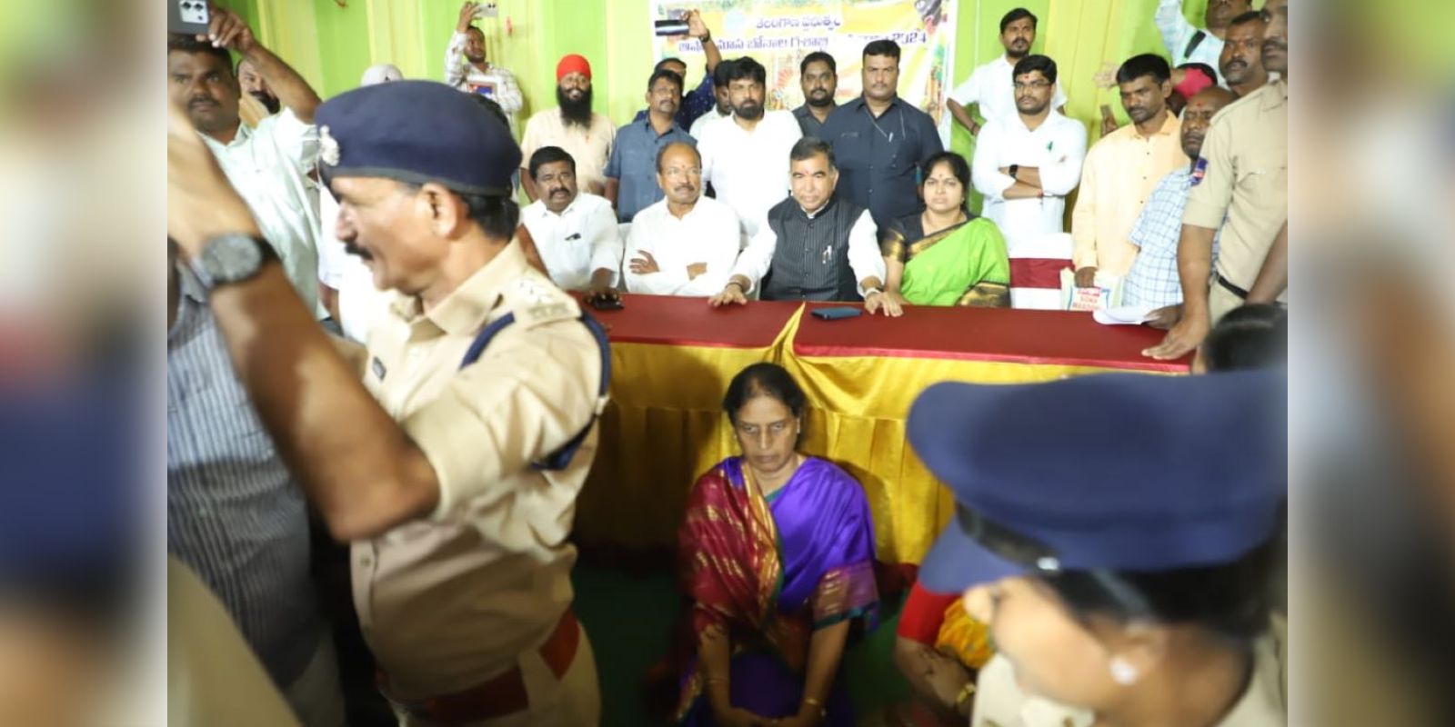 Sabita Indra Reddy protesting