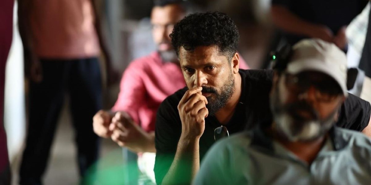 Aashiq Abu resigns from FEFKA