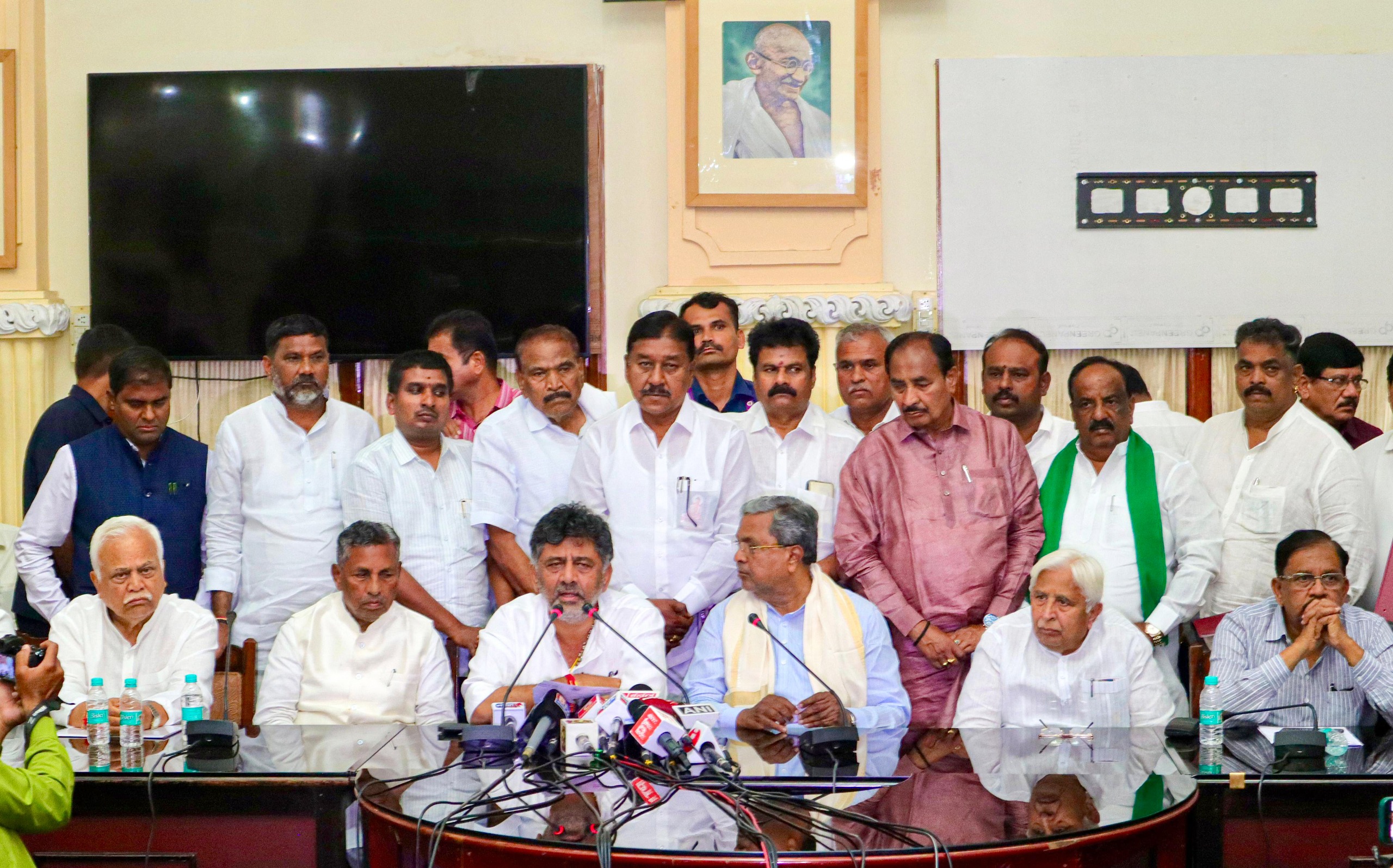 Karnataka Congress CM Siddaramaiah Deputy CM DK Shivakumar Congress MLAs MUDA Scam