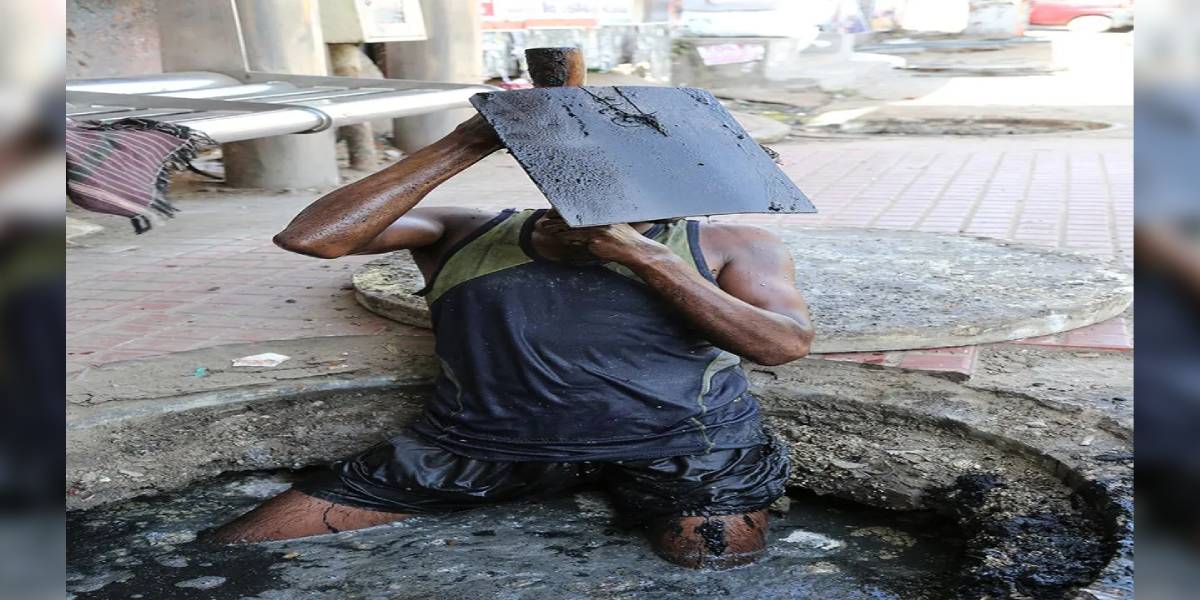 Chennai manual scavenger dies after inhaling toxic gas