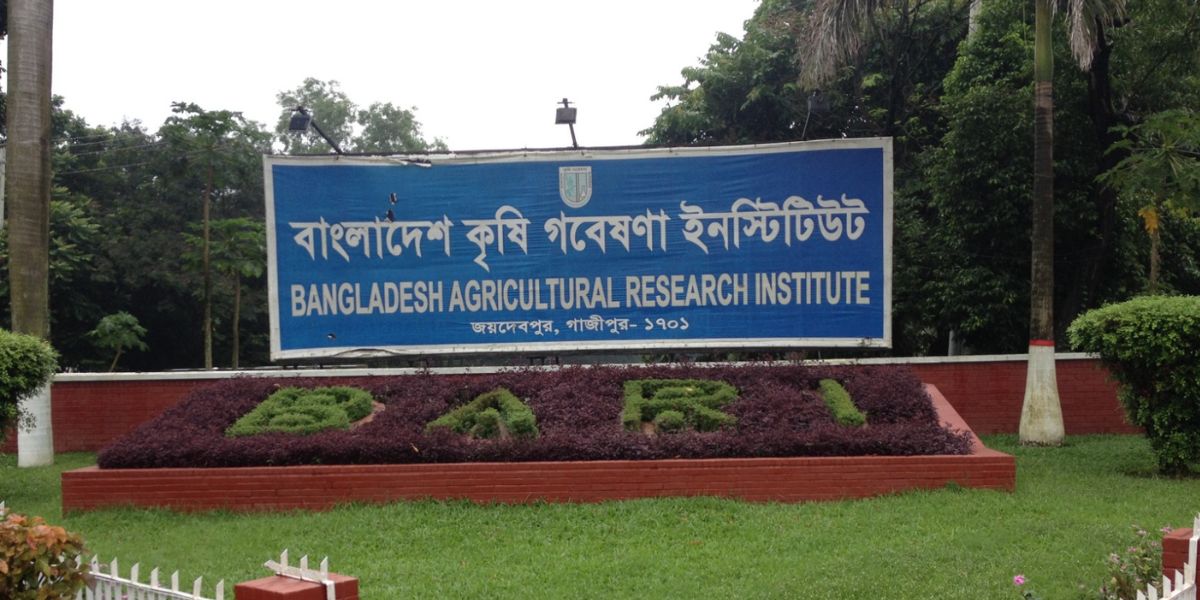 T’gana student stuck in violence-hit Bangladesh desperate for help