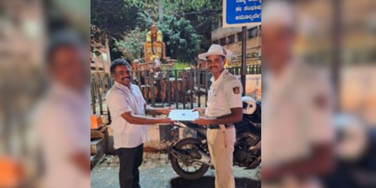Bengaluru traffic constable goes beyond duty to return lost laptop