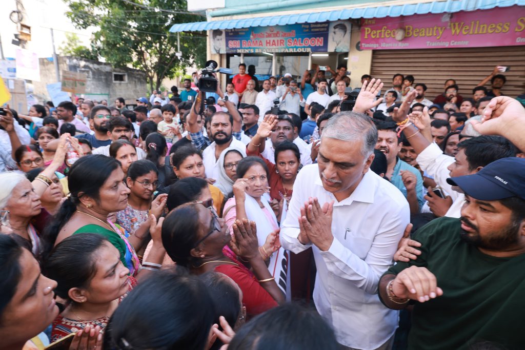 BRS comes to the aide of Hyderabad demolition drive victims