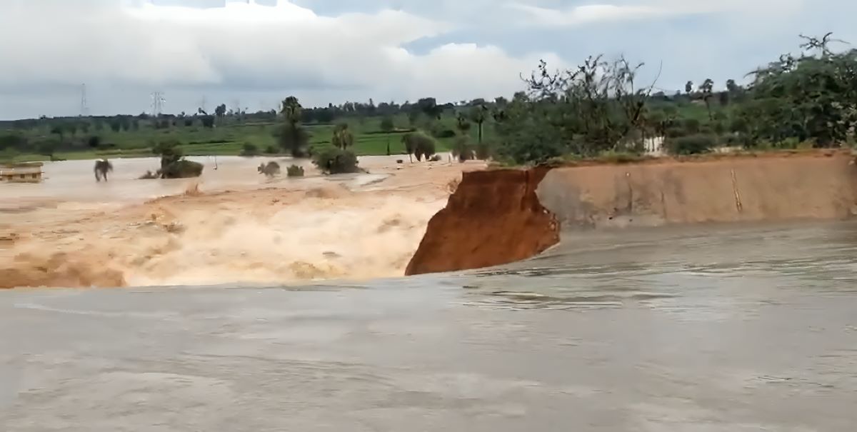 Heavy rain in Andhra Pradesh and Telangana