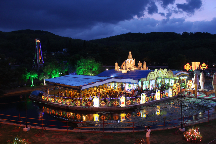 On average, three lakh laddus are sold at Tirumala. The TTD uses about 10,000 kg of ghee for making the laddus. The average number of visitors to Tirumala shrine is about 70,000 per day. (TTD website)