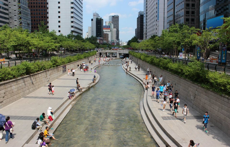 Cheonggyecheon Seoul