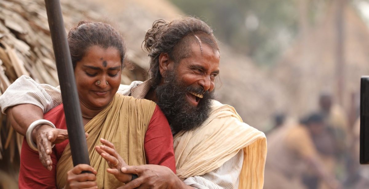 Vikram and Parvathy in Thangalaan
