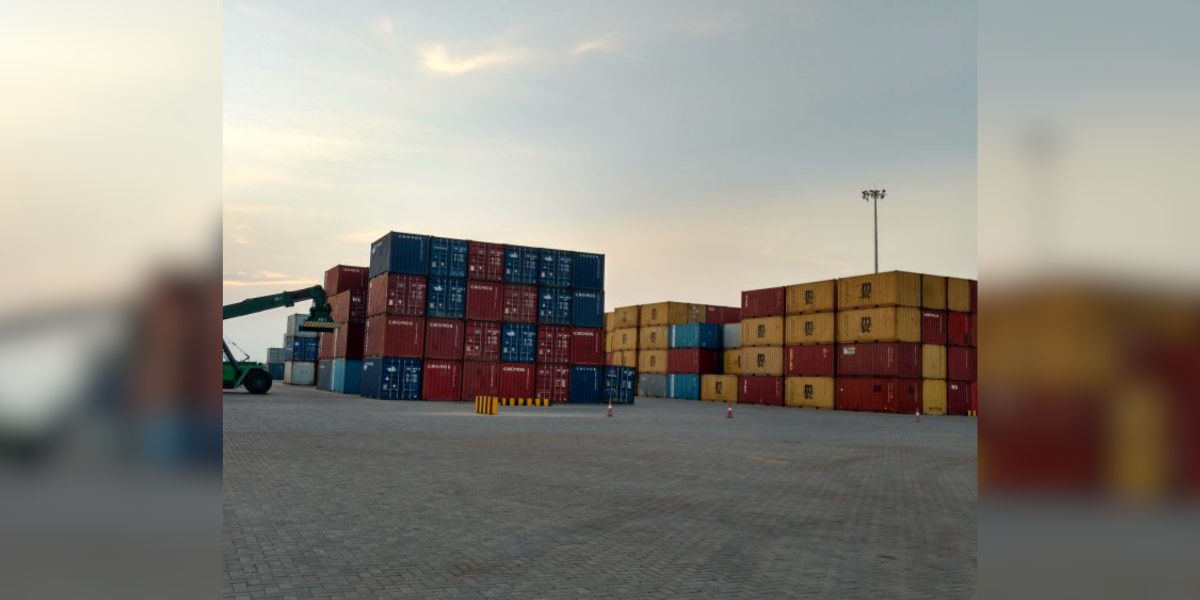 Andhra Pradesh CID to probe the stake sale of Kakinada sea port to Aurobindo Realty