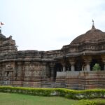 Arasikere - Eshwara temple. (HG Shashidhara)