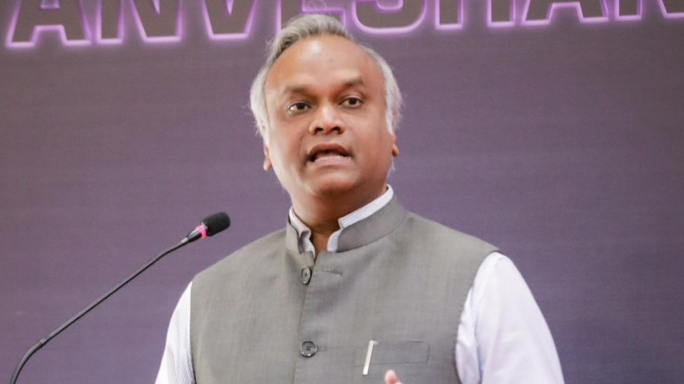 Priyank Kharge (X)